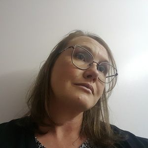 Meet your Posher, Kellie-ann